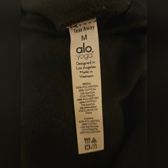 Alo Yoga-Women's Black  Sweater Size M Turtle Neck. - Picture 5 of 6